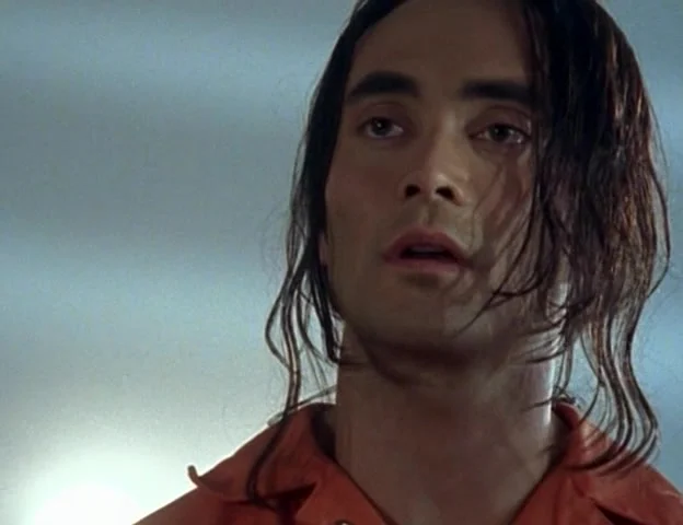 Кадры из сериала Ворон (1998)